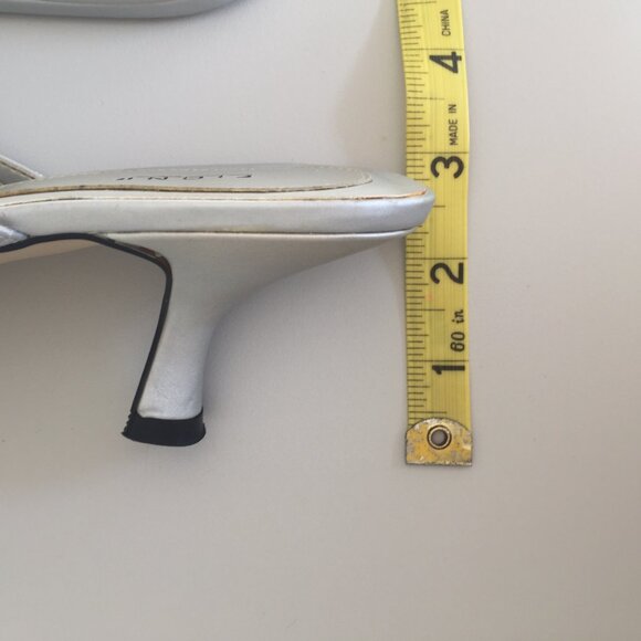 Vintage 90's Silver Satin Beaded T-strap Slides Heels sz 7.5 - Picture 10 of 13